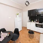 Casa Theodosia A&B